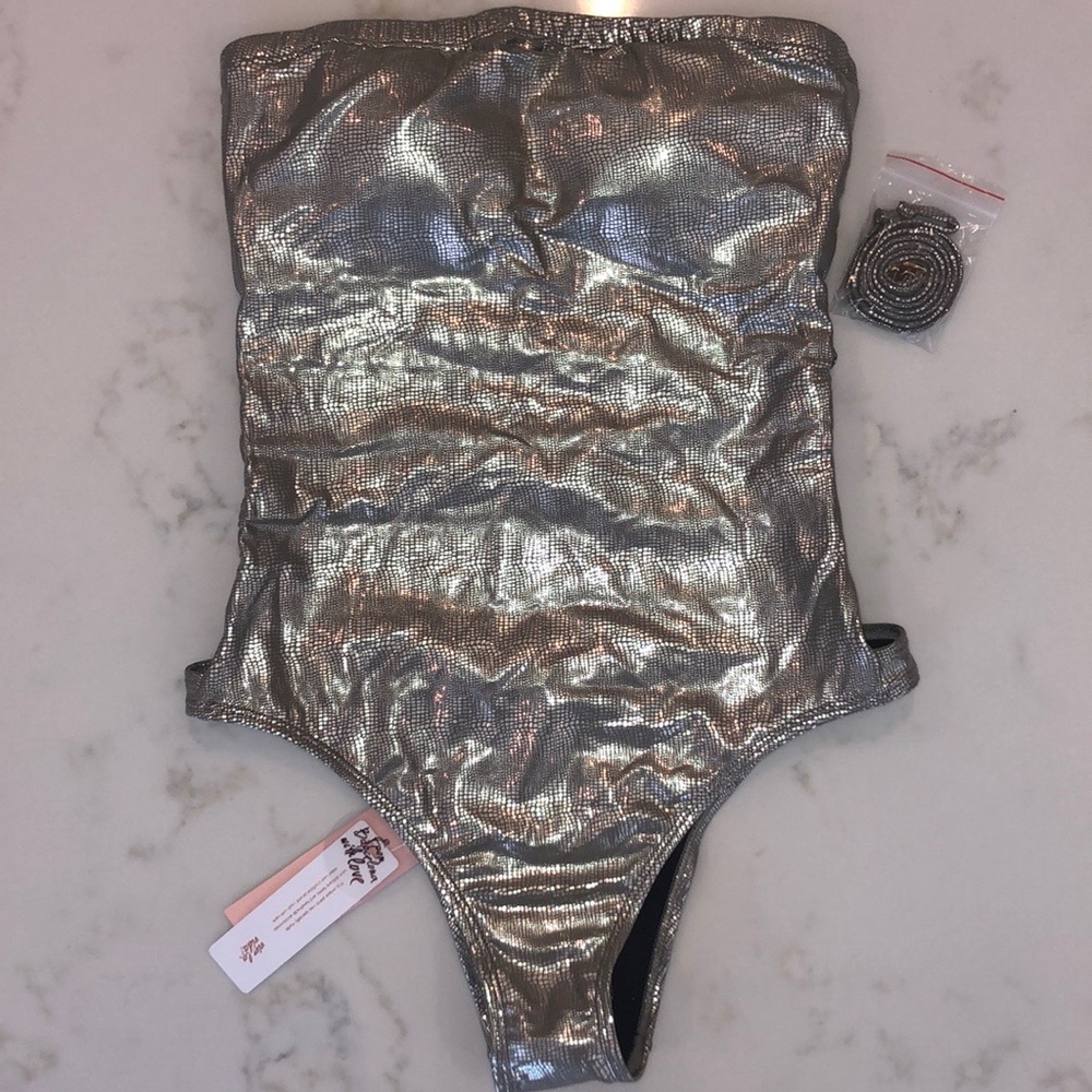 PilyQ Oro Monokini - Picture 6 of 12